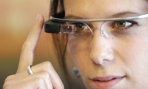 perhaps-google-glass-isnt-such-good-idea-your-eyes-it-can-cause-blind-spots